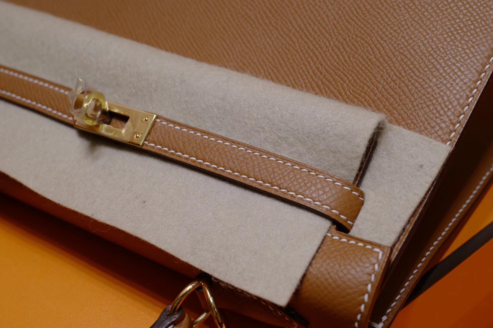 店长推荐：Hermes Kelly25cm 金棕色 Epsom 金扣