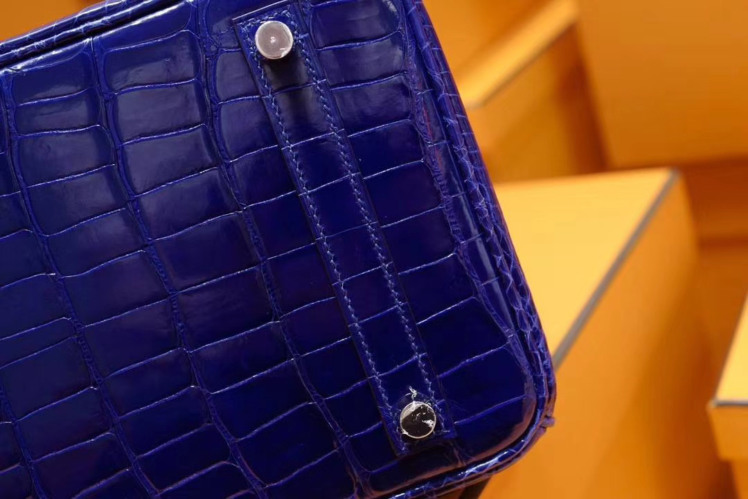 法国退休工匠纯手工: Hermes Birkin 30CM 正品AA级7T电光蓝亮面野生鳄鱼皮 银扣 蓝色系中最美的蓝色