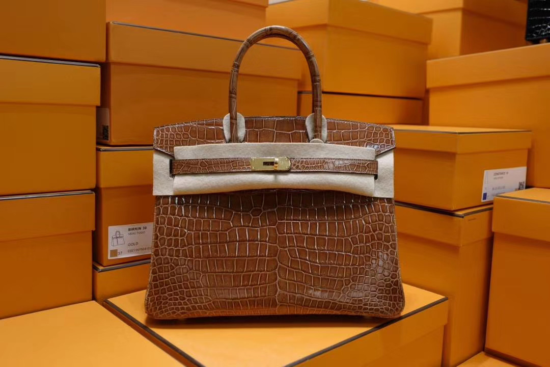 法国师傅顶级私藏品 : 终级鳄鱼王者之王 原装野生倒V湾鳄 Hermes Birkin30 蜜糖棕色 金扣