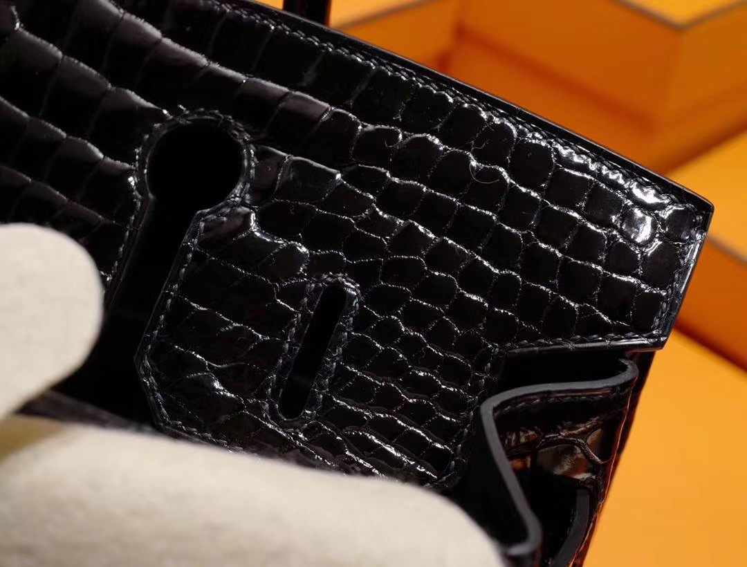 爱马仕 Hermes Birkin 30CM 野生黑色亮面鳄鱼 倒V 金扣