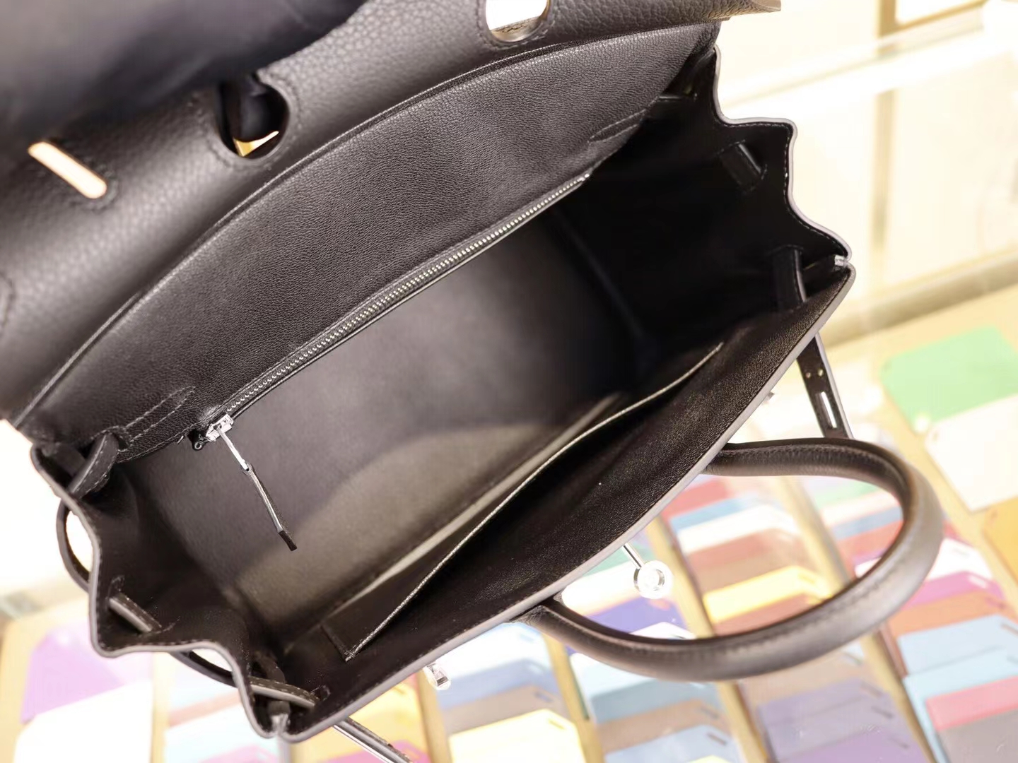 爱马仕铂金包价格 Hermes Birkin25CM黑色togo荔枝纹牛皮  银扣