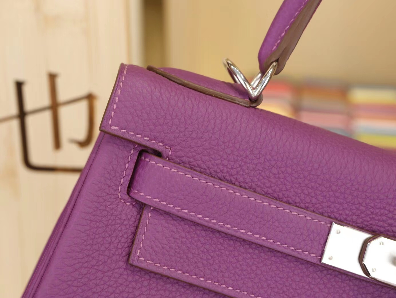 爱马仕凯莉包货源 Hermes Kelly28CM P9 Anemone海葵紫Togo皮 银扣