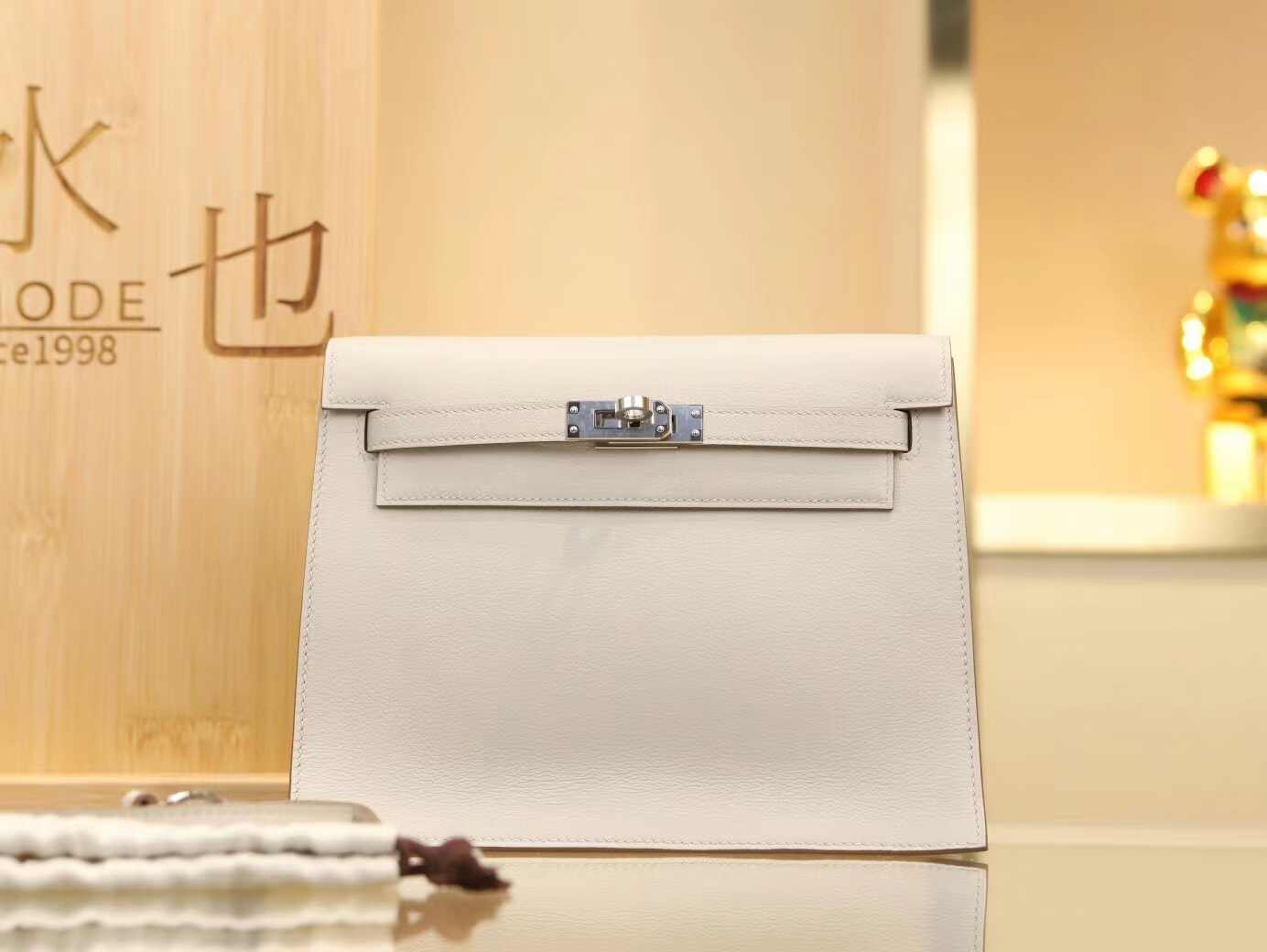 Hermes Kelly Danse 22CM 爱马仕珍珠灰Evercolor皮跳舞包 银扣