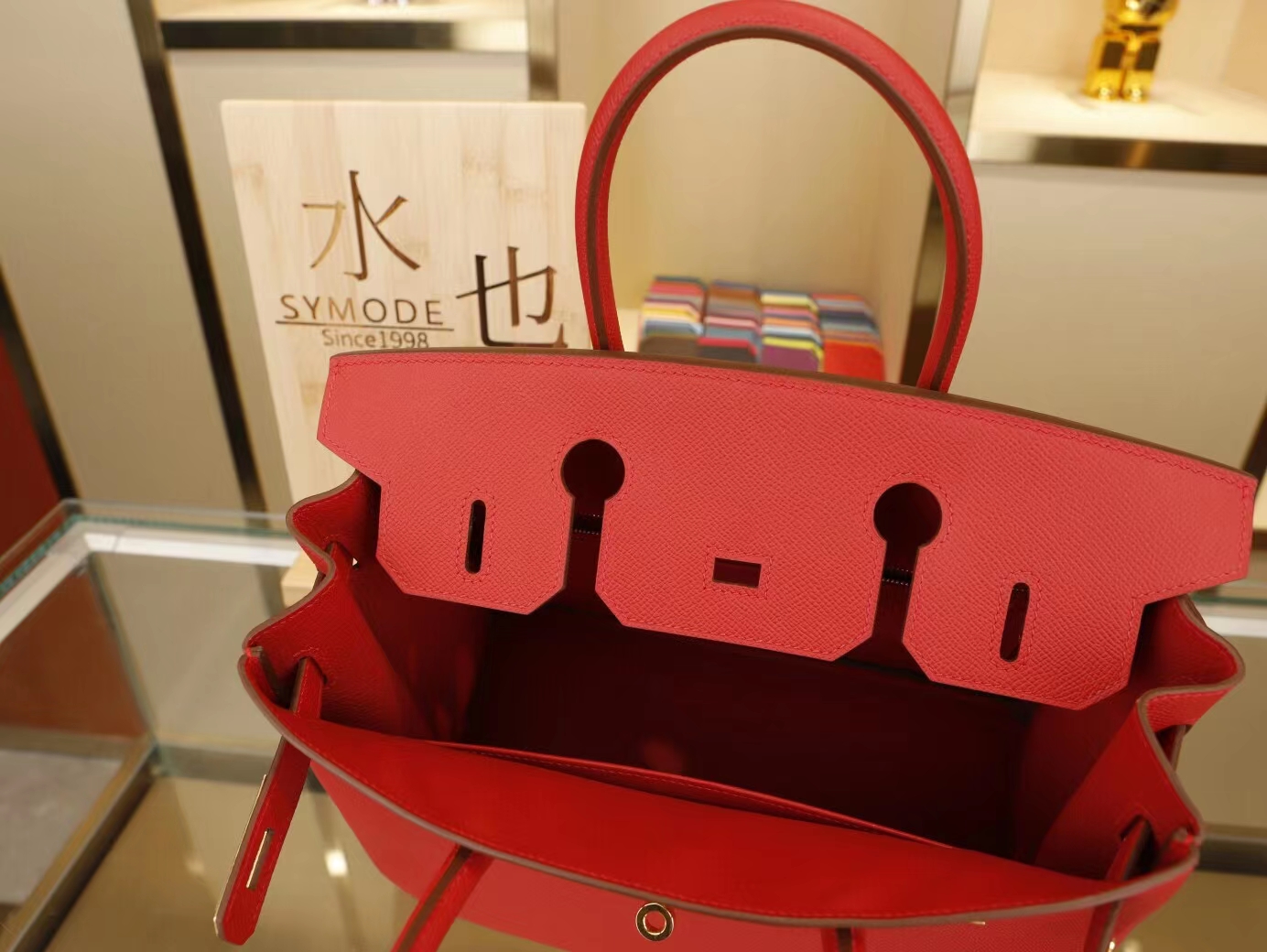 爱马仕包包价格 Hermes Birkin30CM Q5国旗红Epsom手掌纹牛皮铂金包 金扣