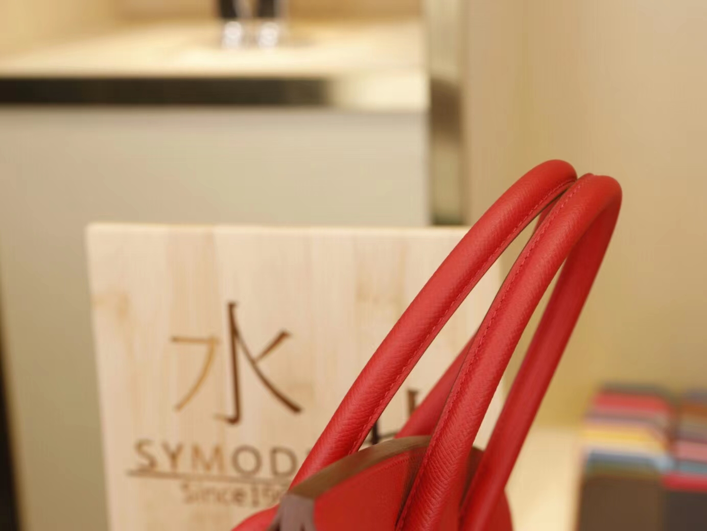 爱马仕包包价格 Hermes Birkin30CM Q5国旗红Epsom手掌纹牛皮铂金包 金扣