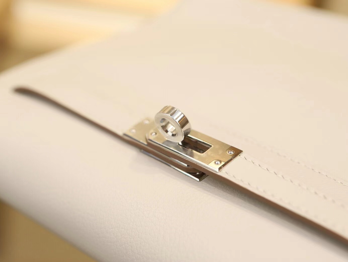 Hermes Kelly Danse 22CM 爱马仕珍珠灰Evercolor皮跳舞包 银扣