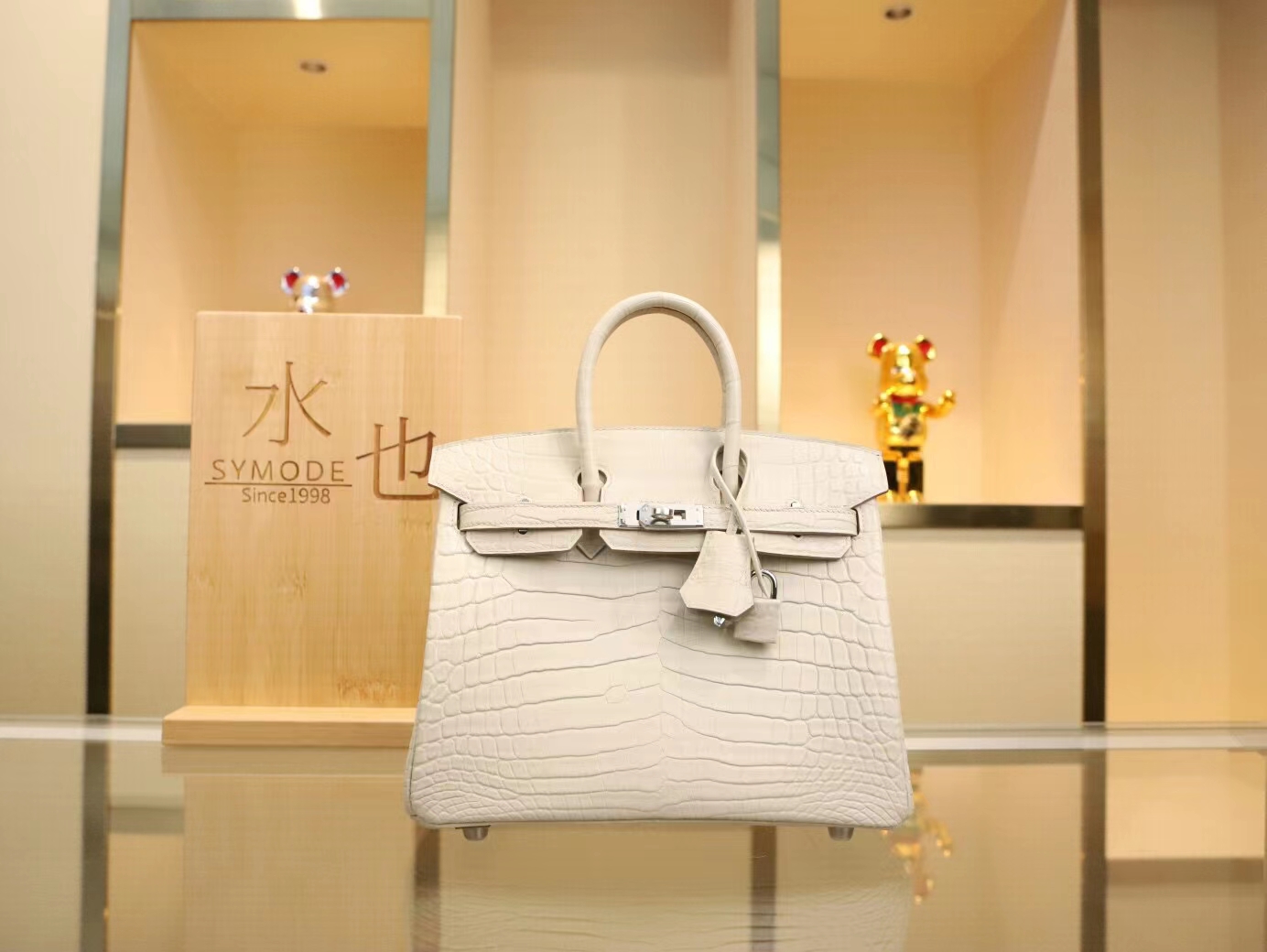 全手缝 Hermes爱马仕8L奶油白雾面两点鳄鱼皮铂金包Birkin25CM银扣