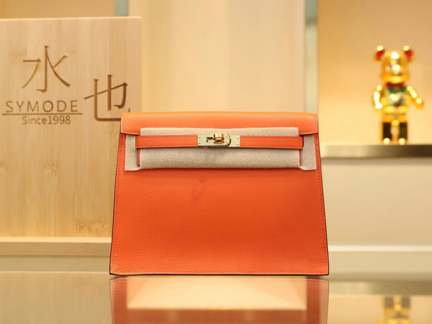 水也名品 全手缝爱马仕Hermes Kelly Danse22CM 8v罂粟橘Evercolor皮 金扣