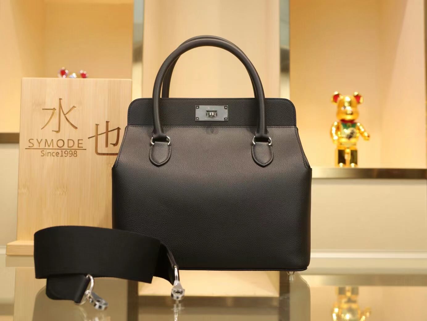 Hermes包包价格 爱马仕黑色Evercolor皮Toolbox26CM牛奶盒子包