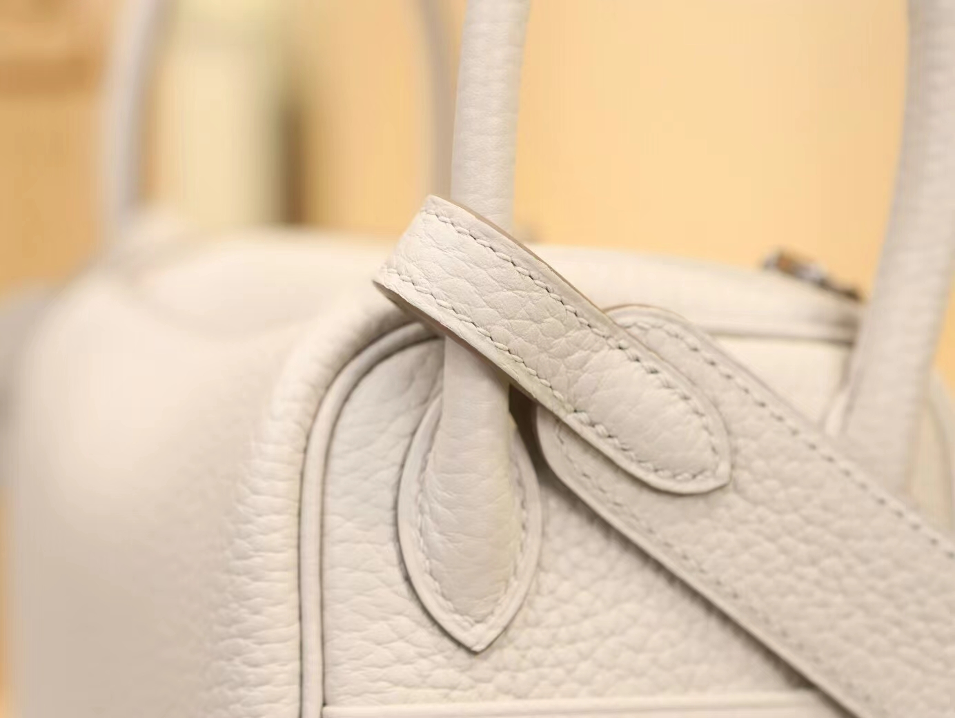 Hermes Mini Lindy19CM 爱马仕80珍珠灰TC牛皮迷你琳迪包 银扣