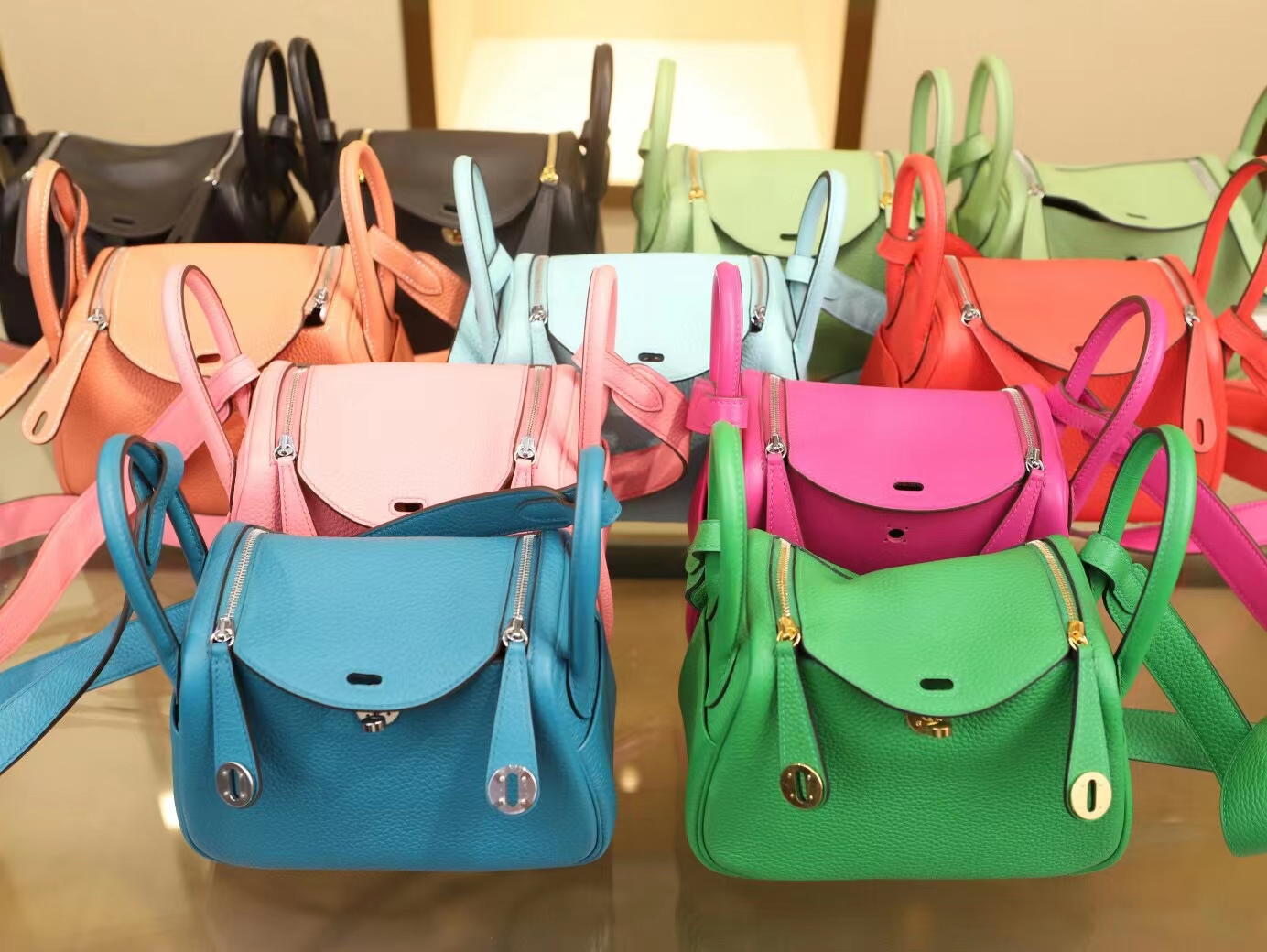 Hermes Mini Lindy19CM 爱马仕番茄红TC牛皮迷你琳迪包 银扣