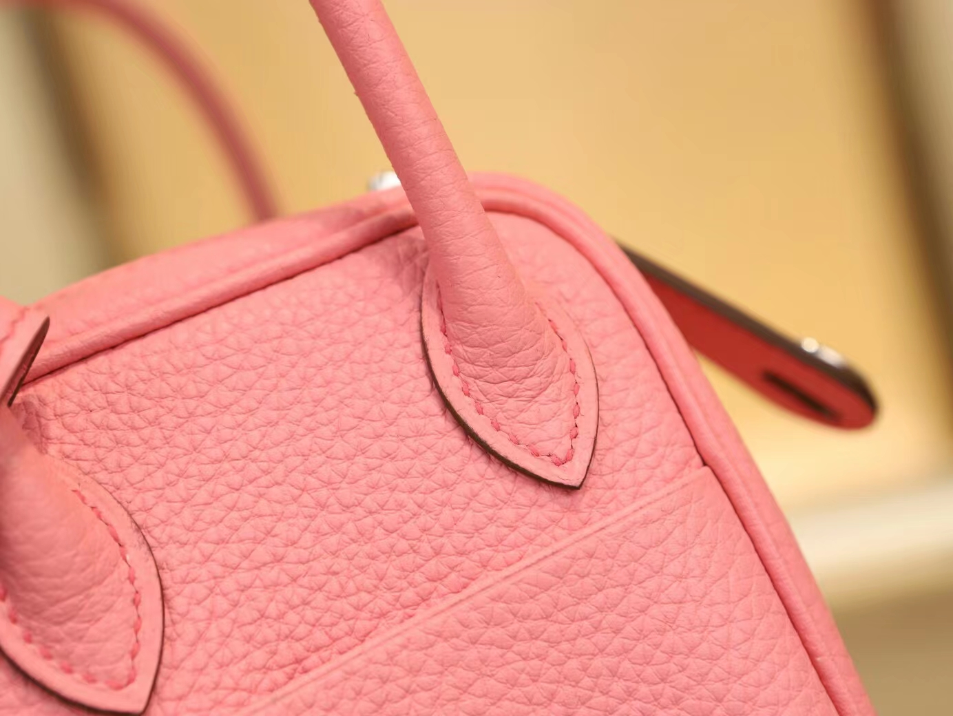 Hermes Mini Lindy19CM 爱马仕K4夏日粉TC牛皮迷你琳迪包 银扣