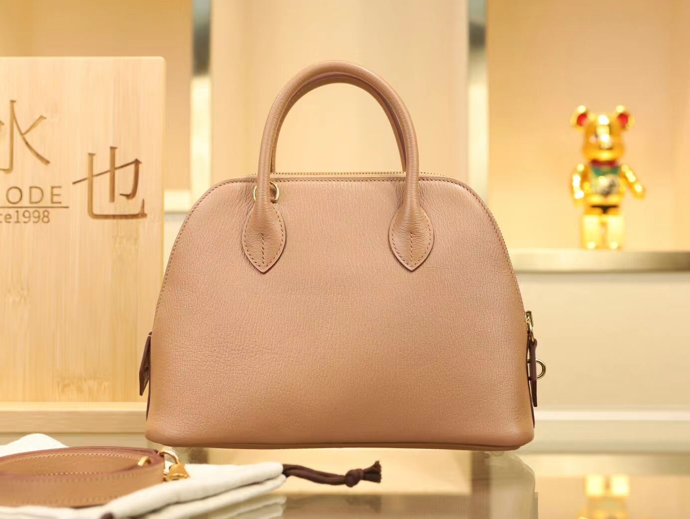 Hermes女包价格 爱马仕2J雀木色山羊皮保龄包bolide 25CM 金扣