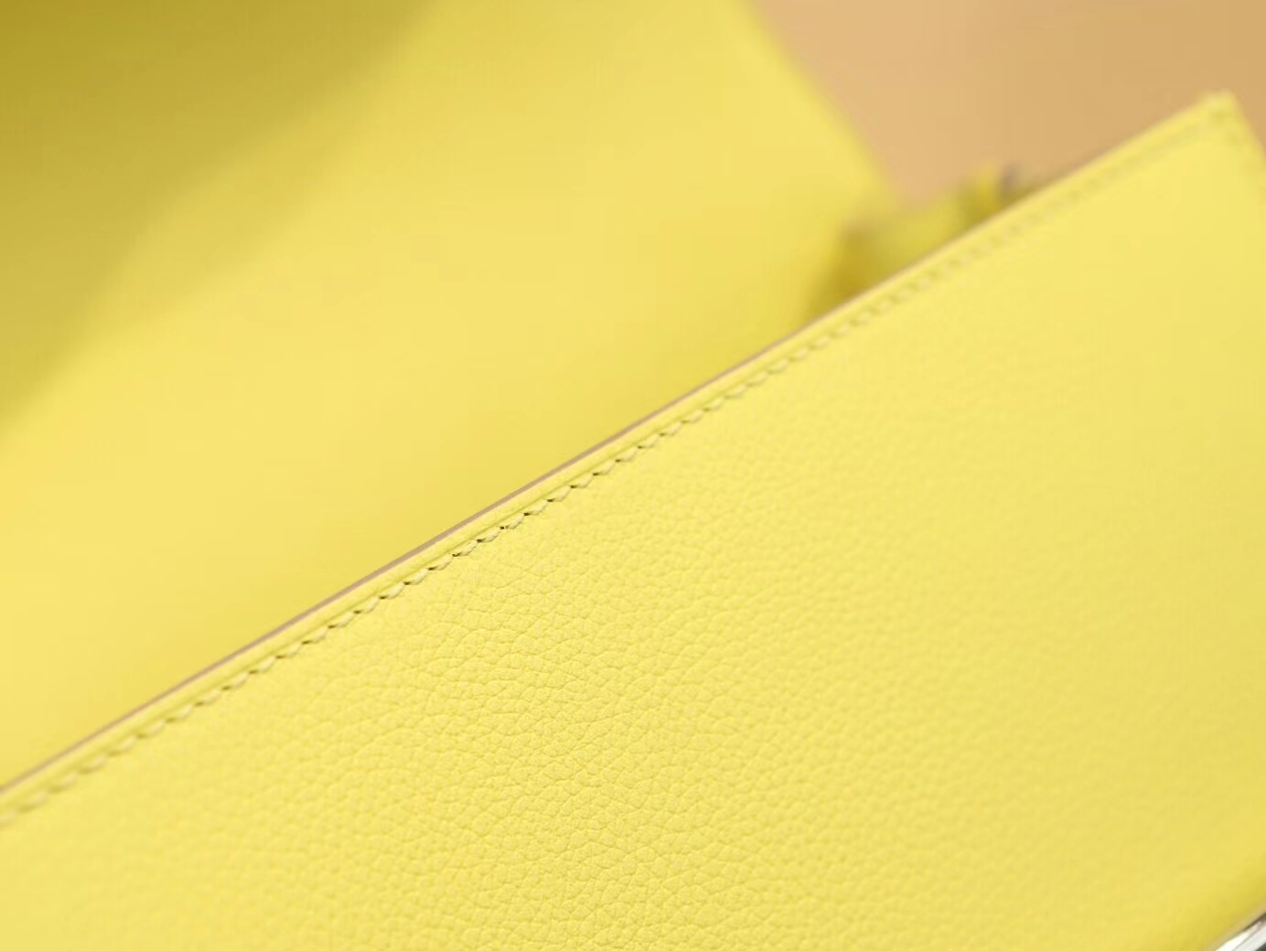 Hermes Roulis18CM 爱马仕9R柠檬黄Lime Evercolor皮猪鼻子包斜挎女包