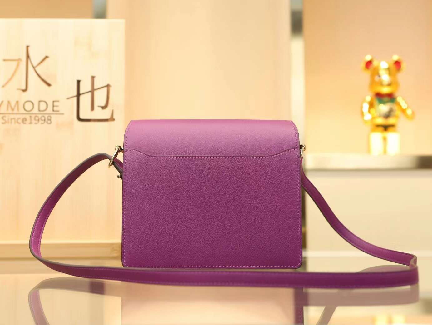 爱马仕女包定制 Hermes Roulis18CM P9海葵紫Evercolor皮猪鼻子包 金扣