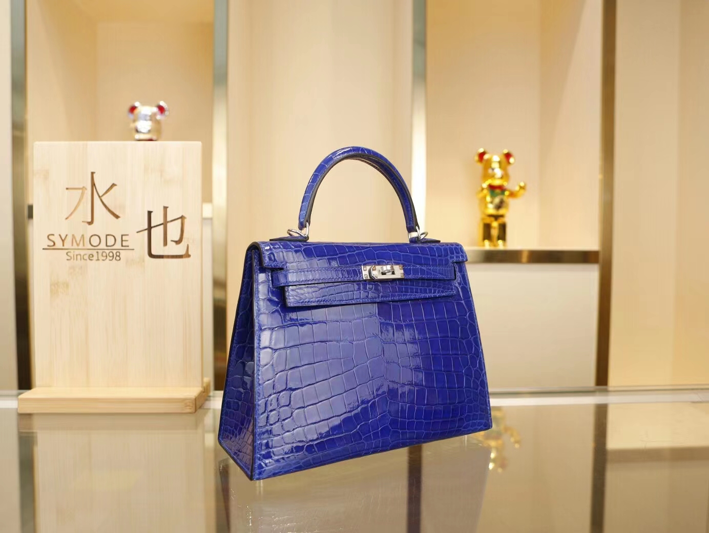 爱马仕Hermes Kelly 25CM I7琉璃蓝亮面两点鳄鱼皮凯莉包 银扣