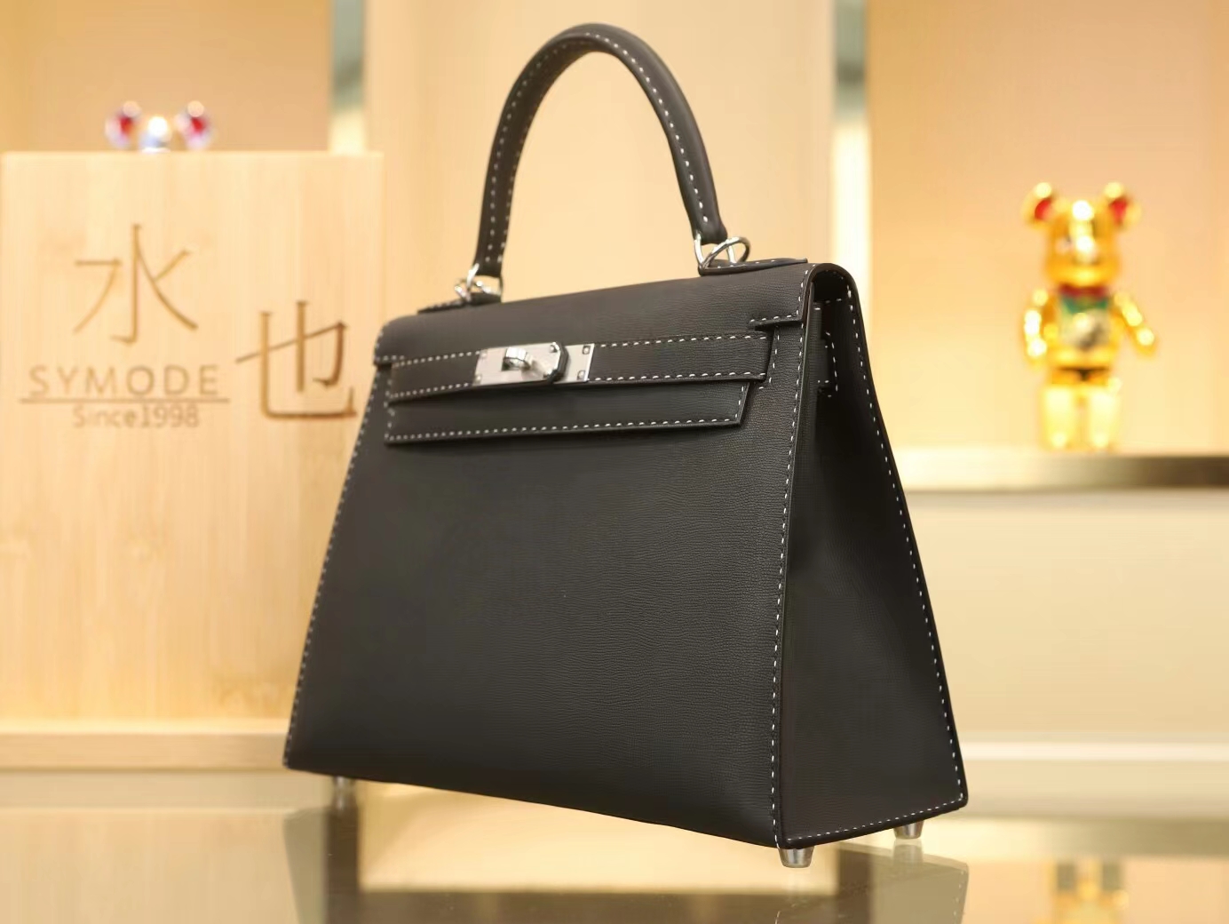 爱马仕89黑色Hermes Kelly28CM Graine Monsieur皮黑白间隔线凯莉包