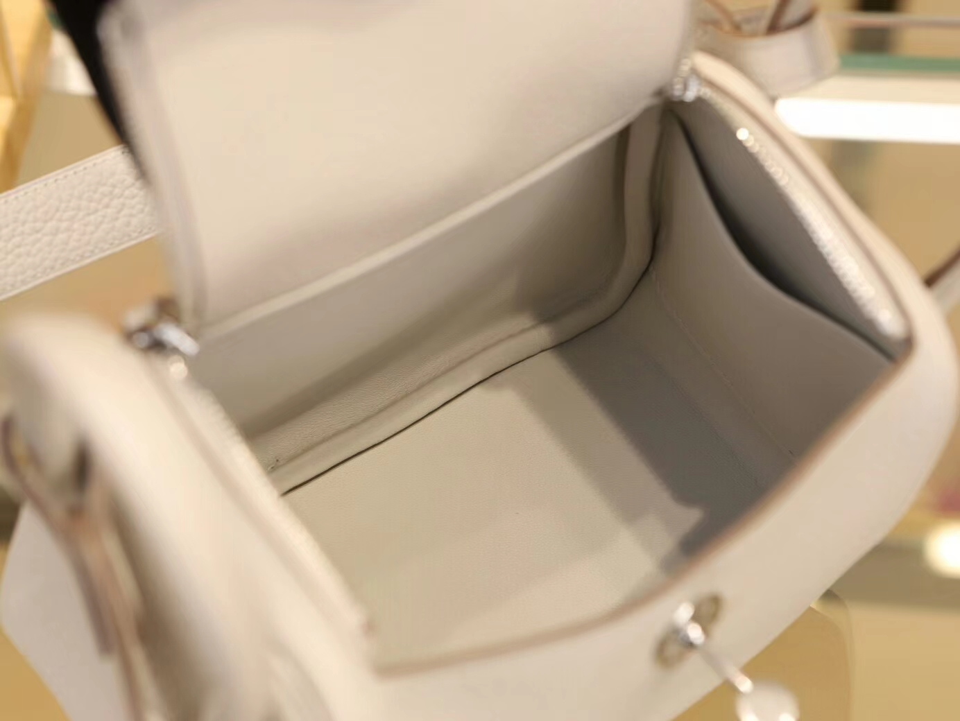Hermes Mini Lindy19CM 爱马仕80珍珠灰TC牛皮迷你琳迪包 银扣
