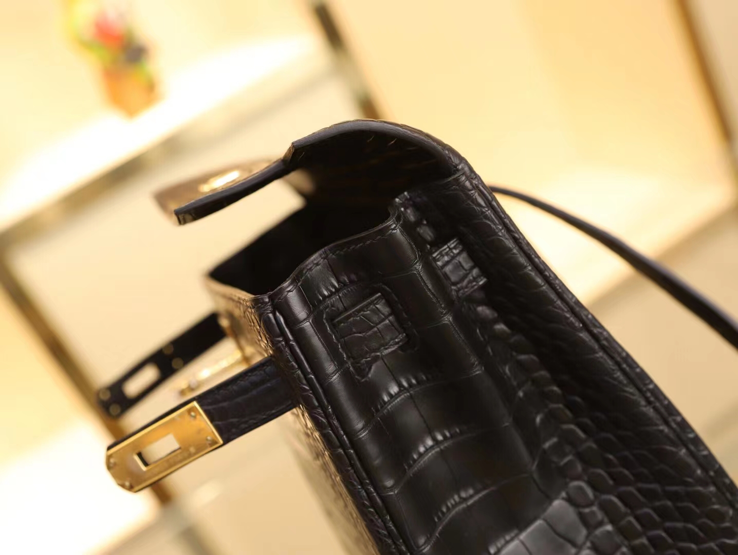 爱马仕双肩包 Hermes 89黑色雾面方块鳄鱼皮Kelly Ado书包 金扣