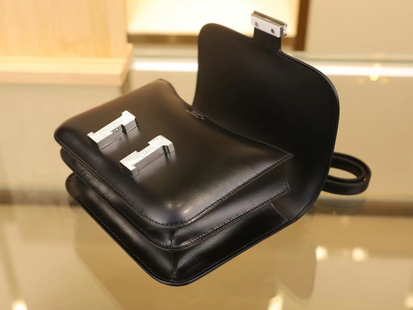 爱马仕Hermes Constance18CM 89黑色Box皮拼雪花蜥蜴扣康斯坦包