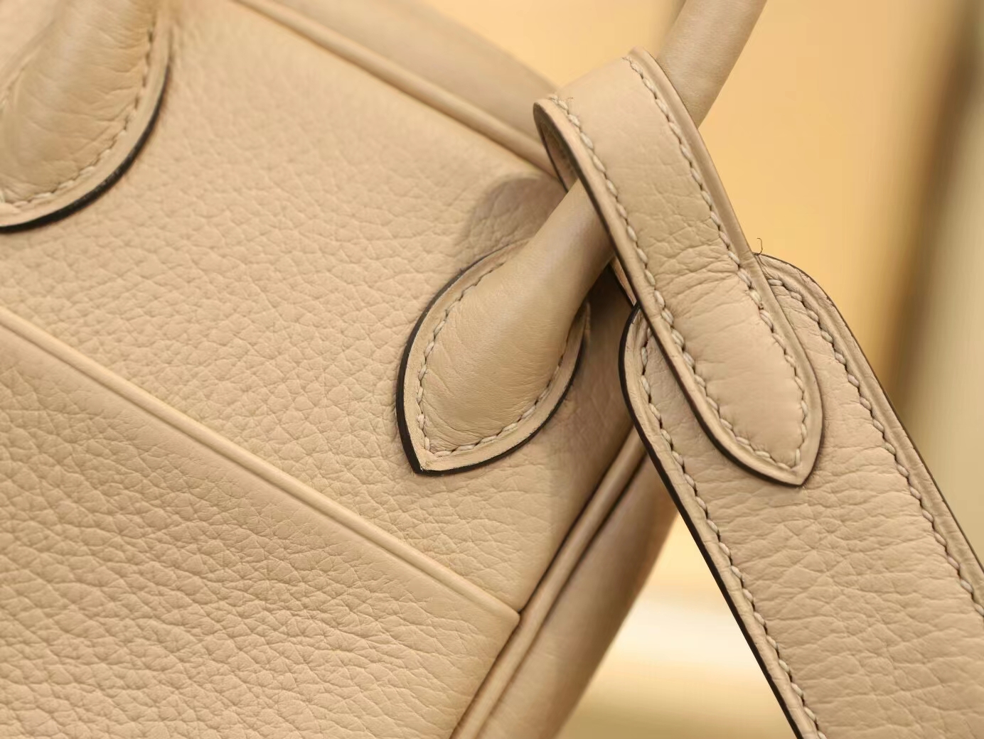 Hermes Mini Lindy19CM 爱马仕S2风衣灰TC牛皮迷你琳迪包 金扣