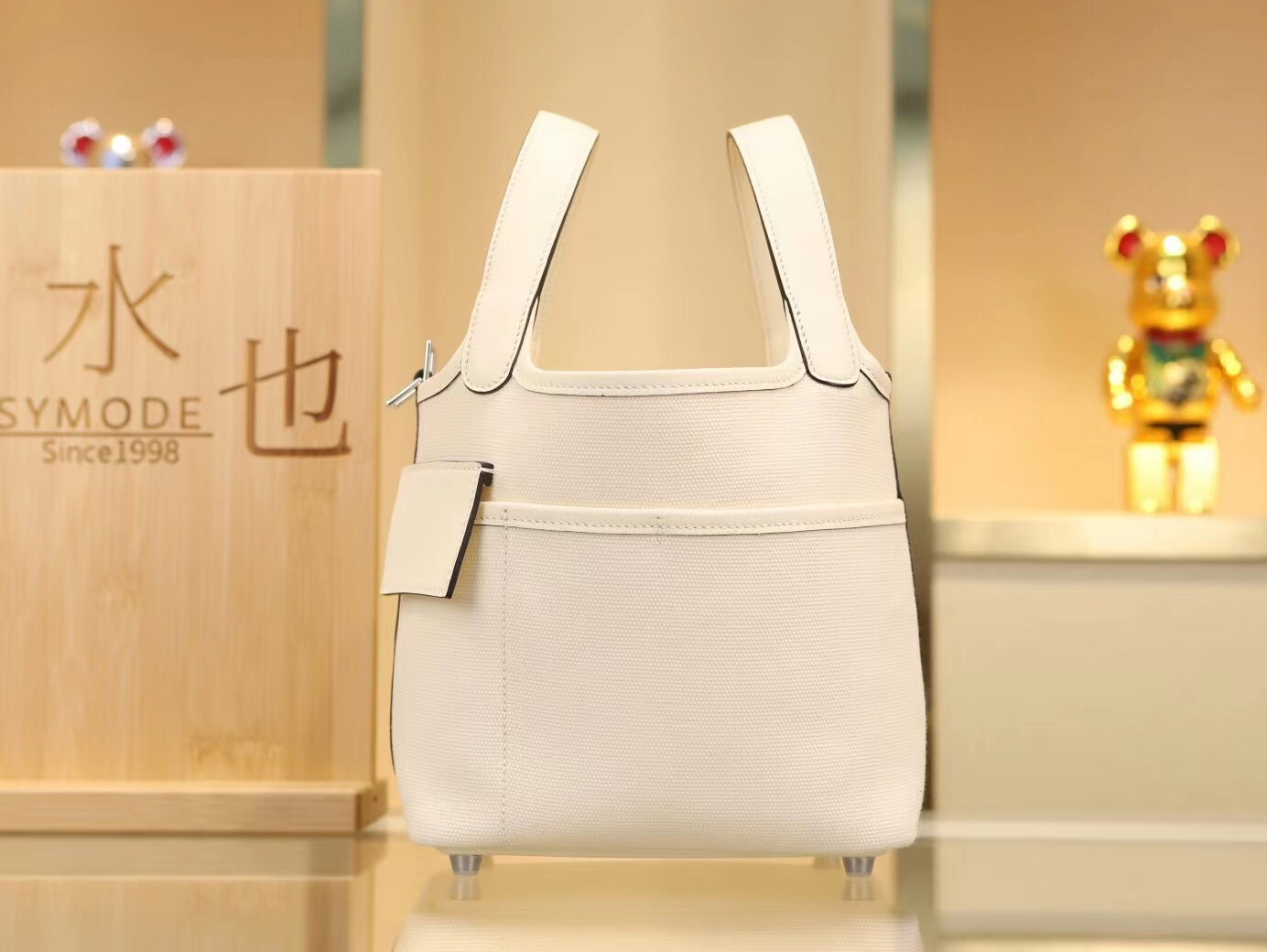 爱马仕新款女包 Hermes I2奶油白帆布拼牛皮Cargo系列Picotin Lock18CM