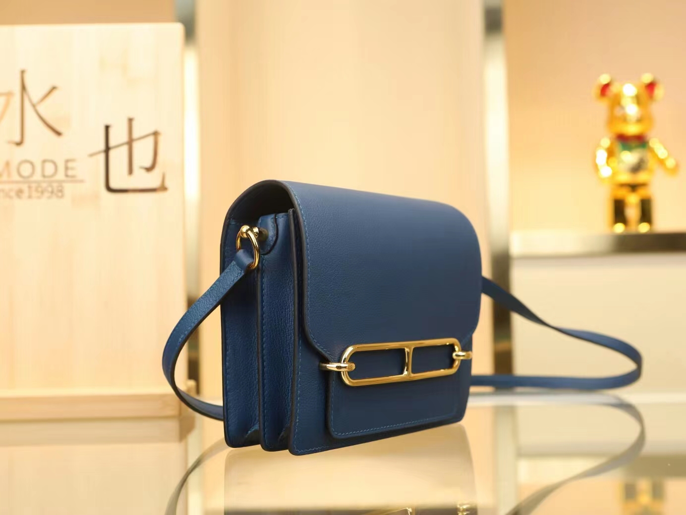 Hermes Roulis 18CM 爱马仕S4深邃蓝Evercolor皮猪鼻包斜挎女包