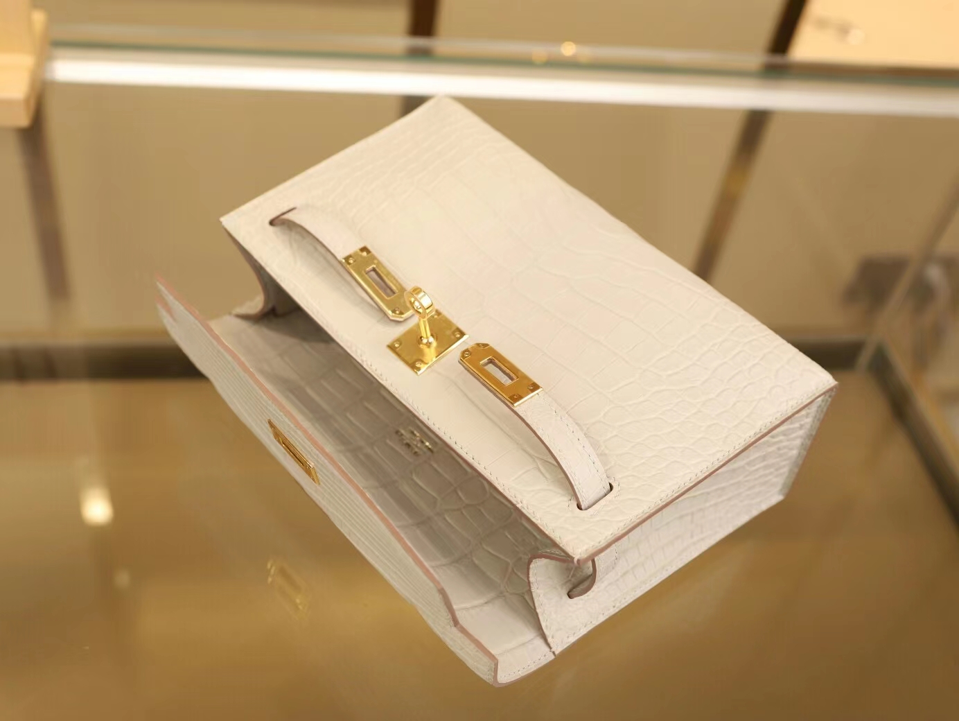 爱马仕Hermes Mini Kelly22CM 8L冰川白雾面方块鳄鱼皮一代迷你凯莉包