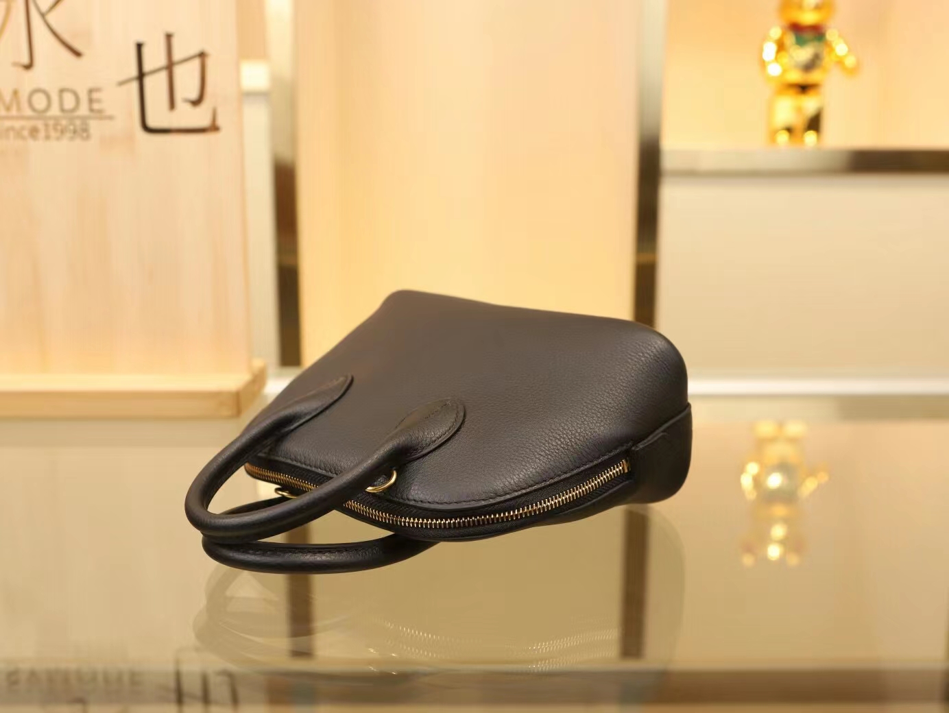 Hermes女包货源 爱马仕黑色Evercolor皮保龄球包Bolide mini18CM 金扣