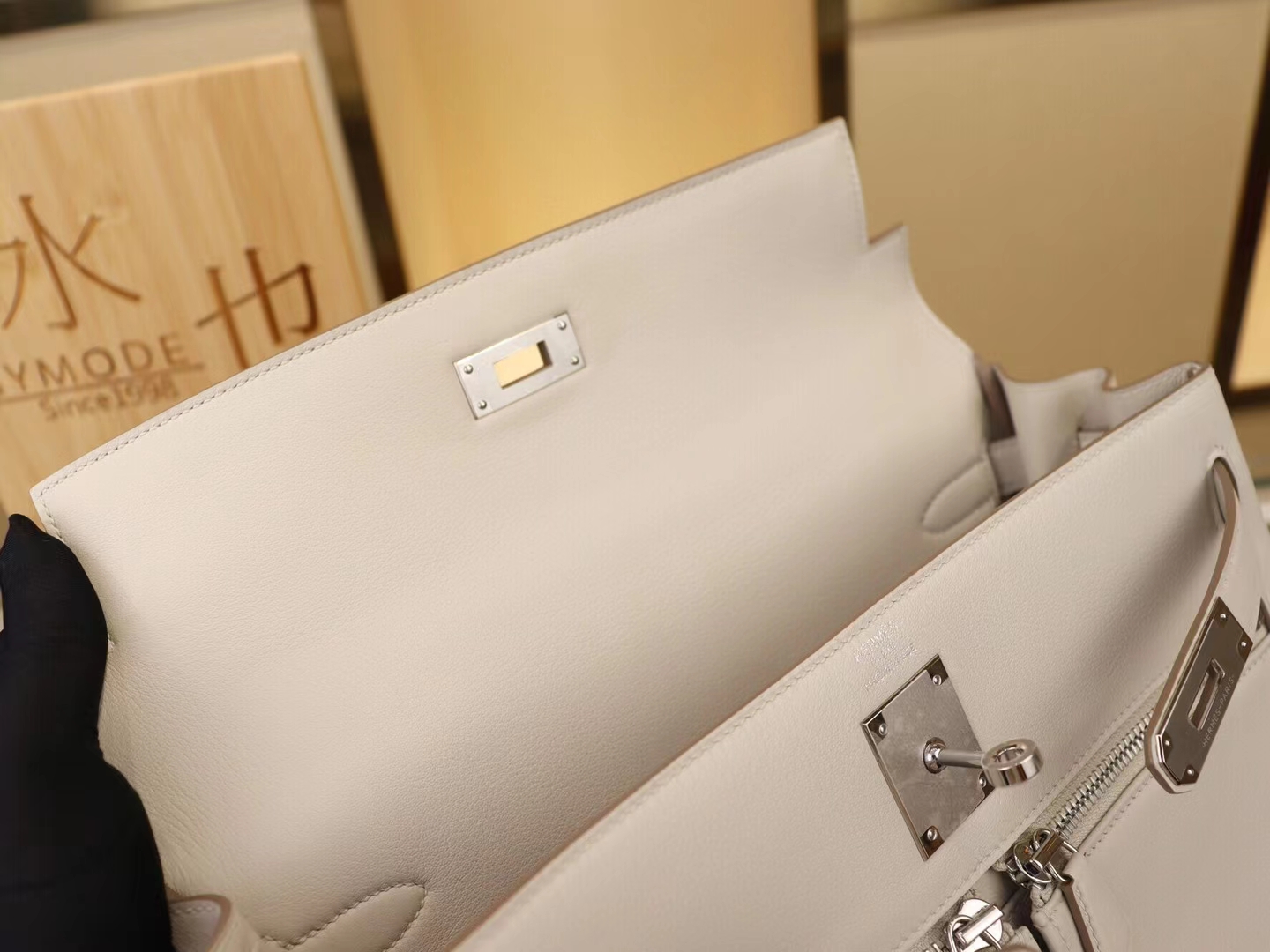Hermes Kelly Lakis32CM 爱马仕珍珠灰Swift牛皮新款凯莉包 银扣