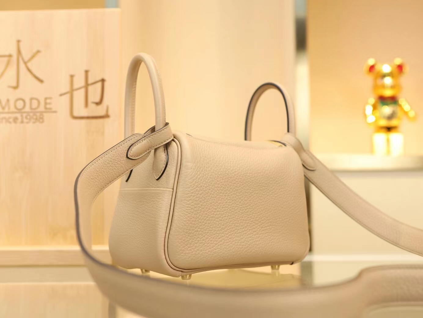 Hermes Mini Lindy19CM 爱马仕S2风衣灰TC牛皮迷你琳迪包 金扣