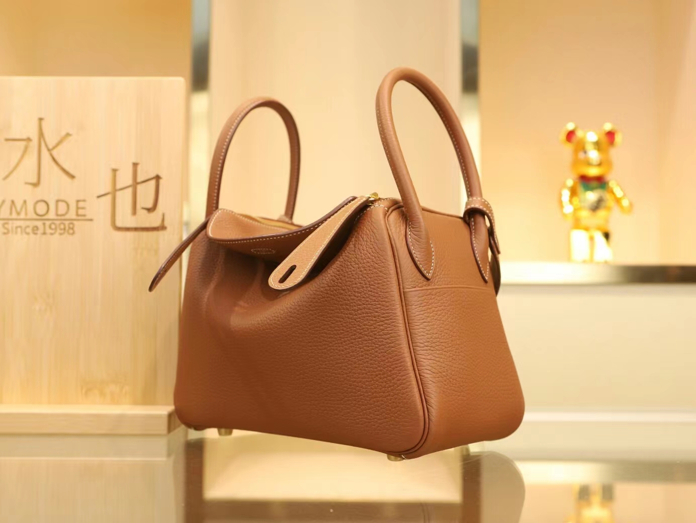 纯手工缝制 Hermes爱马仕CC37金棕色TC牛皮Lindy26CM琳迪包 金银扣