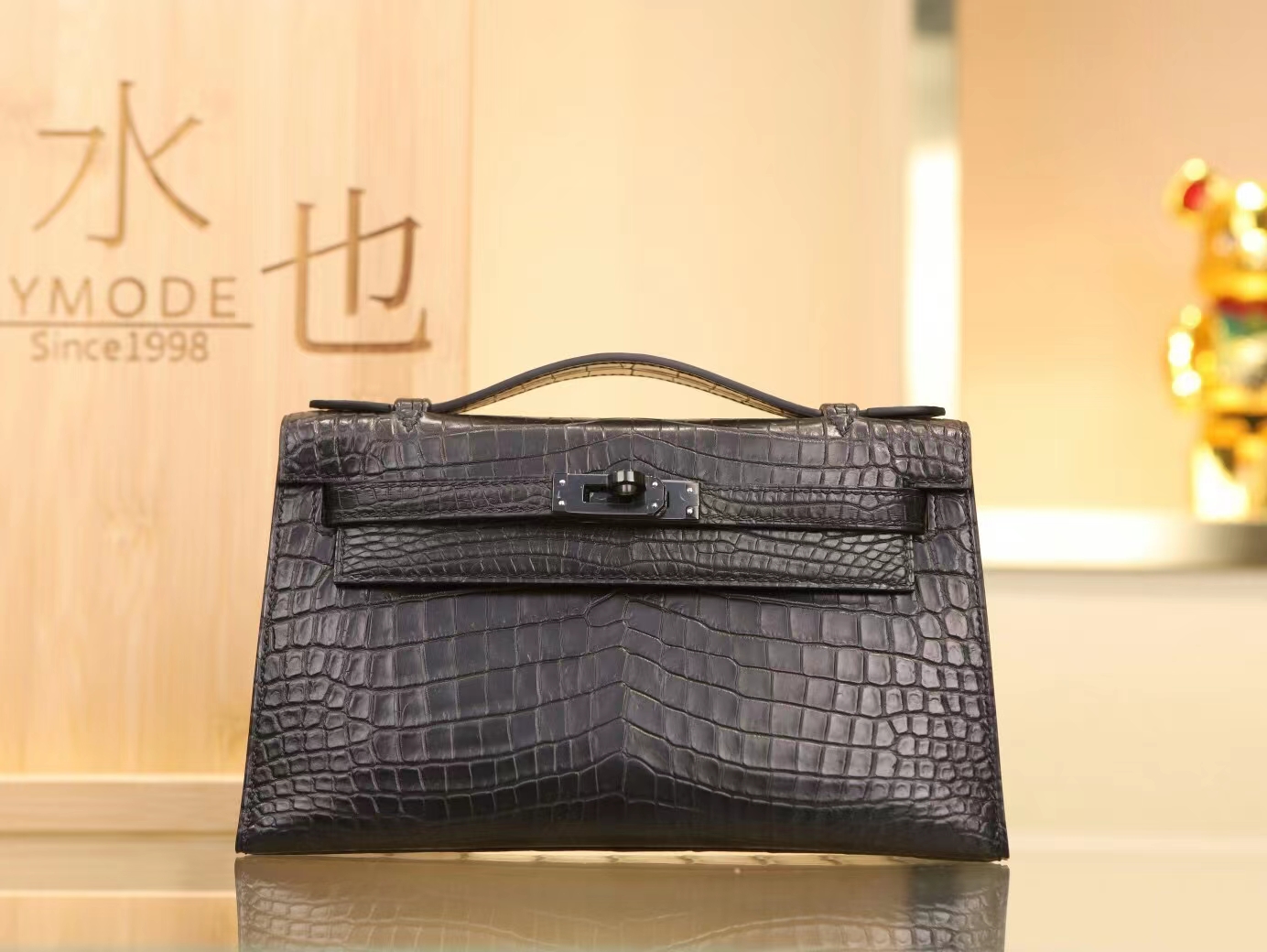 Hermes爱马仕黑色雾面鳄鱼皮迷你凯莉包Mini kelly pochette22CM 黑扣