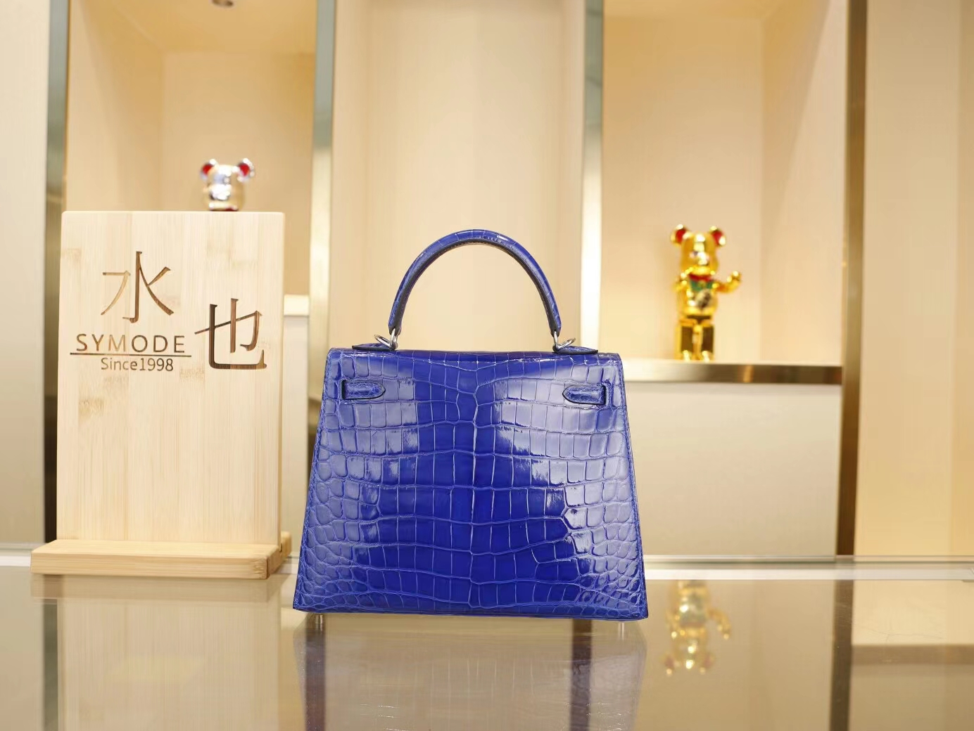 爱马仕Hermes Kelly 25CM I7琉璃蓝亮面两点鳄鱼皮凯莉包 银扣