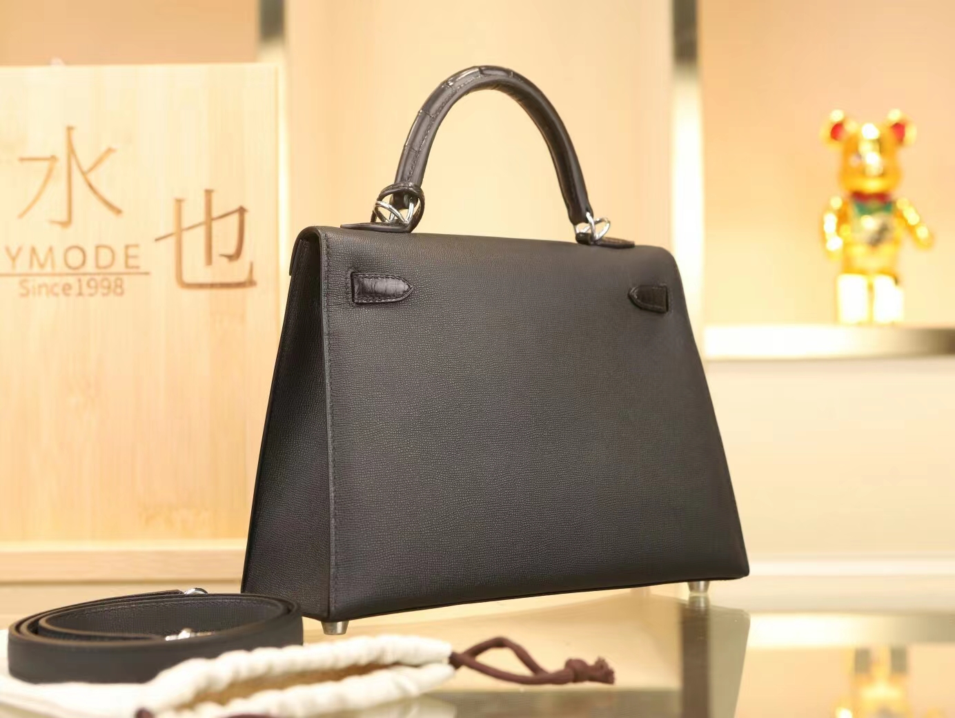 Hermes Kelly Touch25CM 爱马仕黑色Madame皮拼亮面鳄鱼皮凯莉包 银扣