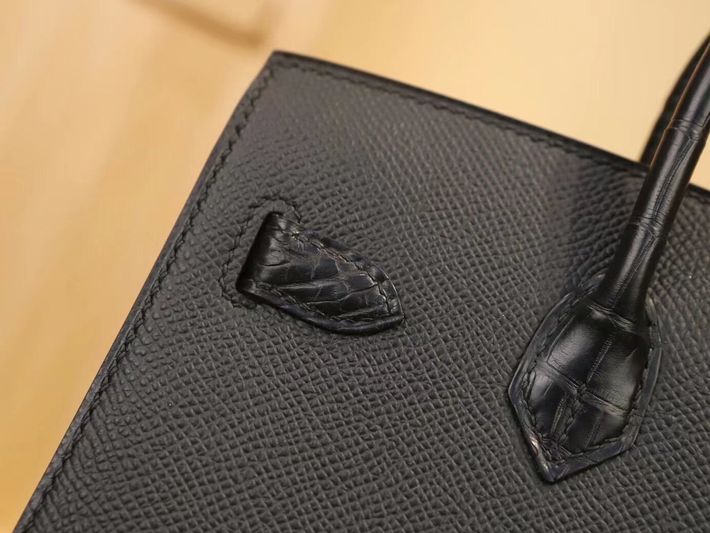 Hermes Birkin20 Faubourg 爱马仕黑色雾面鳄鱼皮拼牛皮福宝包房子包