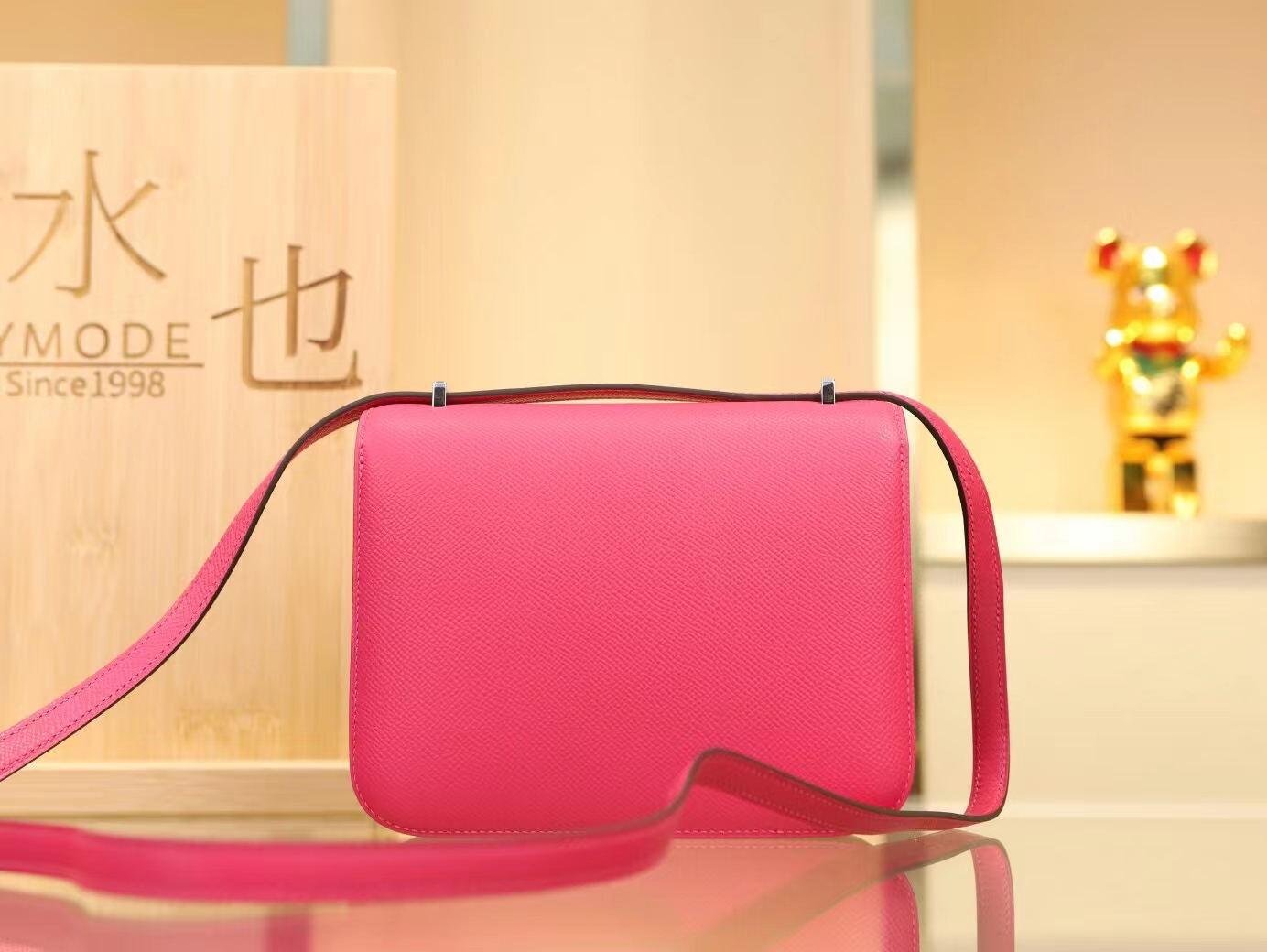 Hermes爱马仕0D墨西哥粉Epsom皮拼亮面方块鳄鱼扣Constance 18CM