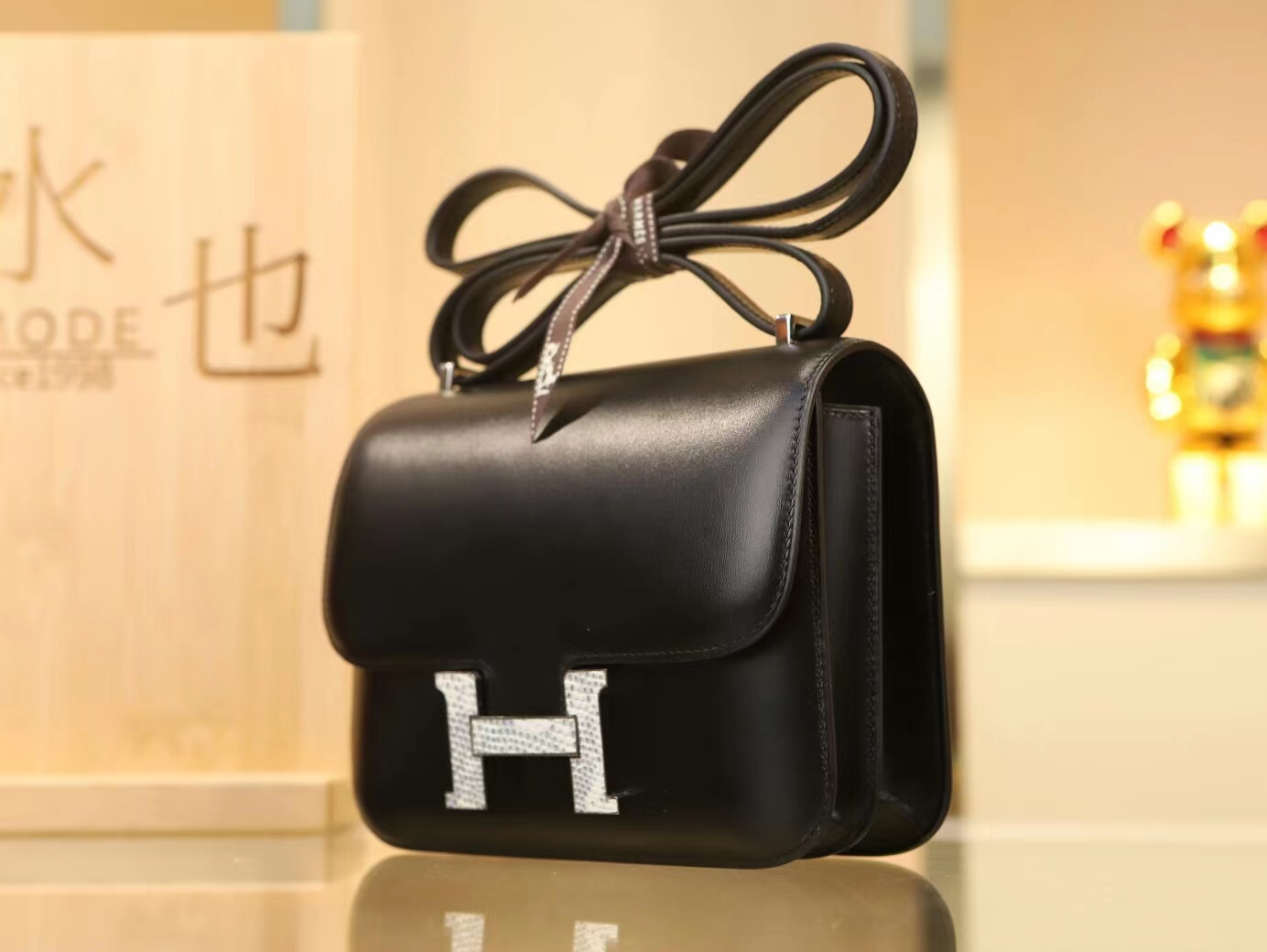 爱马仕Hermes Constance18CM 89黑色Box皮拼雪花蜥蜴扣康斯坦包