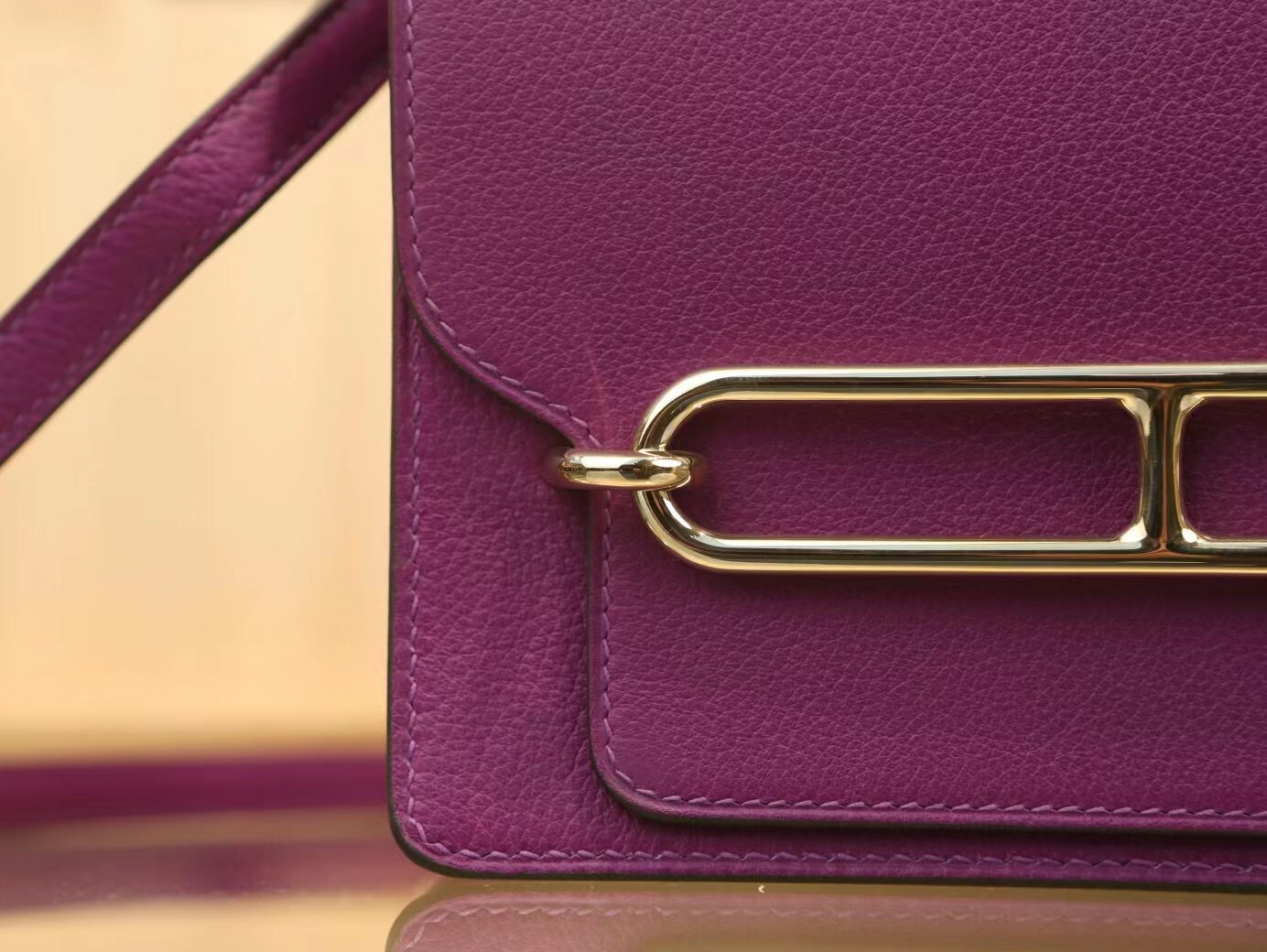 爱马仕女包定制 Hermes Roulis18CM P9海葵紫Evercolor皮猪鼻子包 金扣
