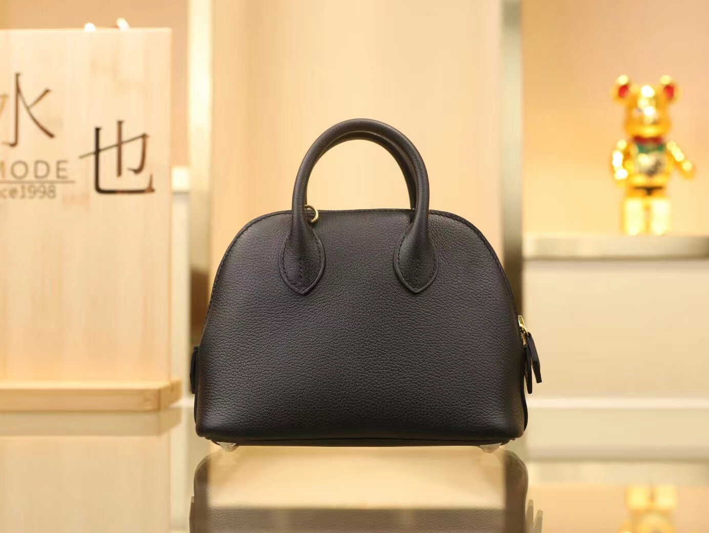 Hermes女包货源 爱马仕黑色Evercolor皮保龄球包Bolide mini18CM 金扣