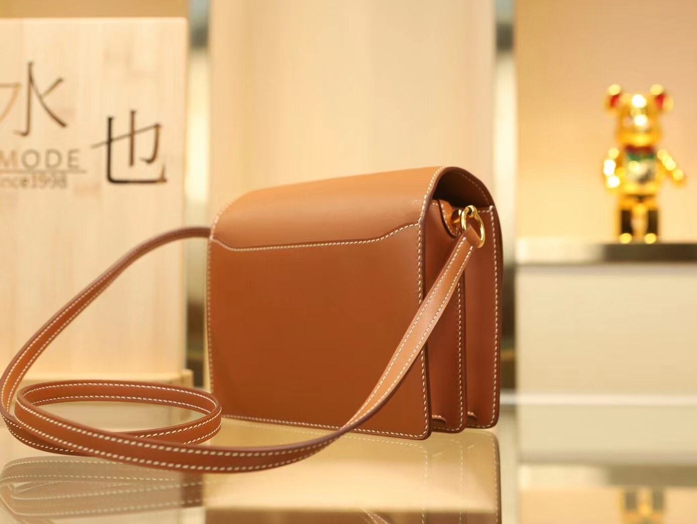 Hermes Roulis18CM 爱马仕CK21沙滩金Vache自然牛皮猪鼻子包 金扣