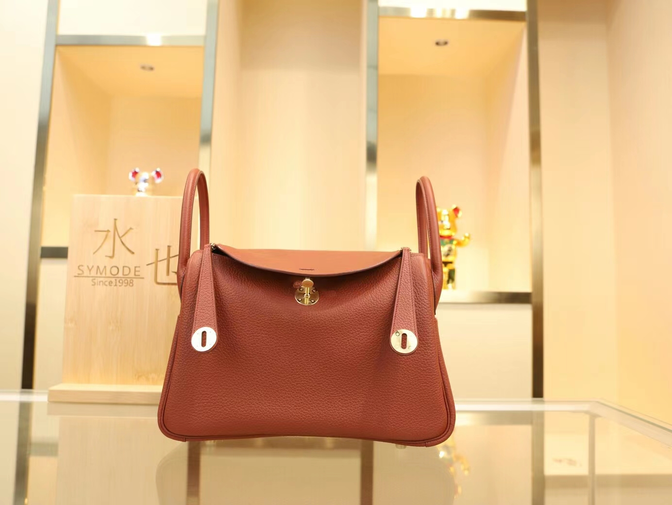 爱马仕琳迪包价格 Hermes Lindy30CM 6c古铜金TC牛皮单肩包 金扣