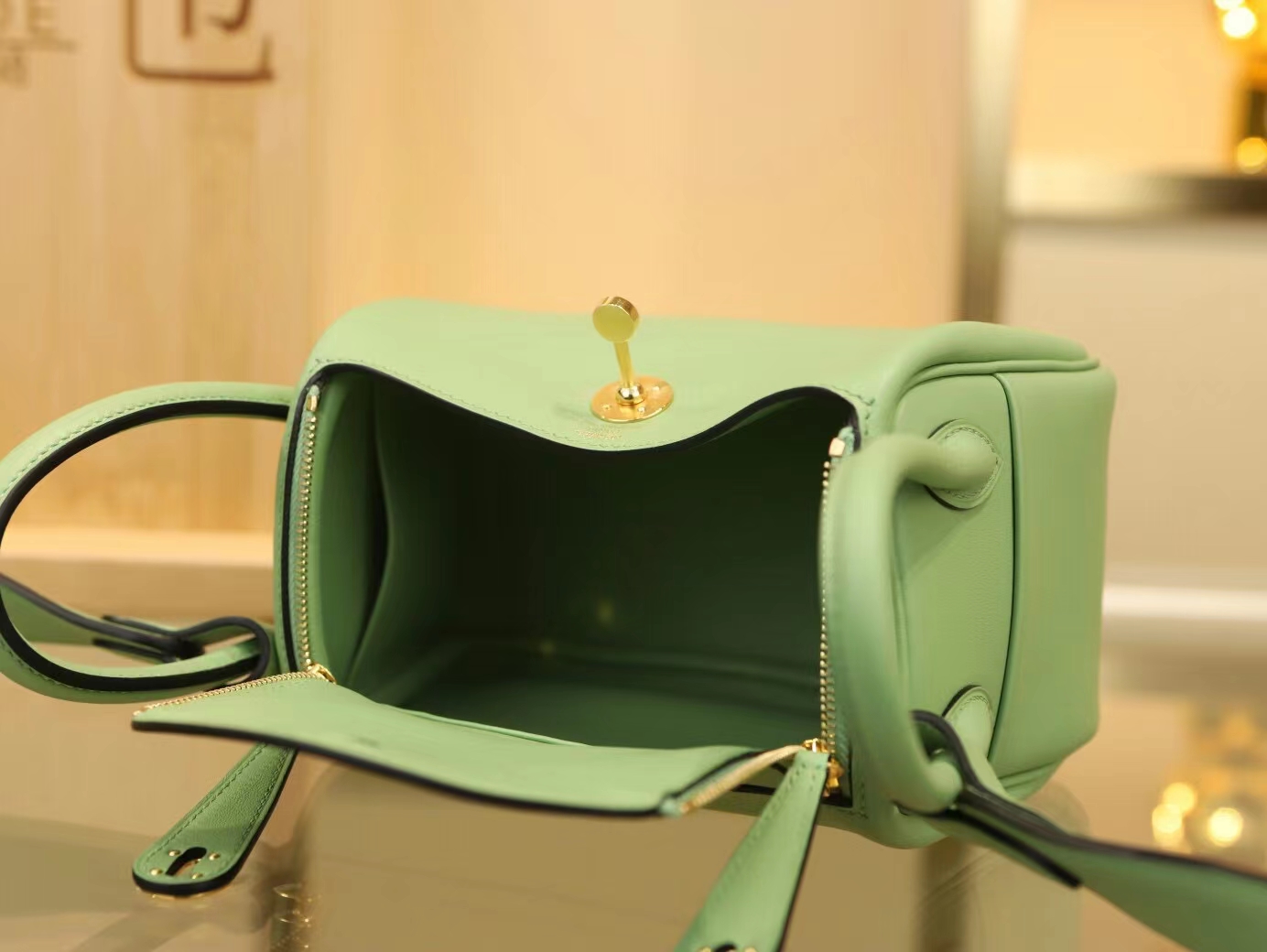 爱马仕迷你琳迪包 Hermes 3i牛油果绿Swift牛皮Mini Lindy19CM 金扣