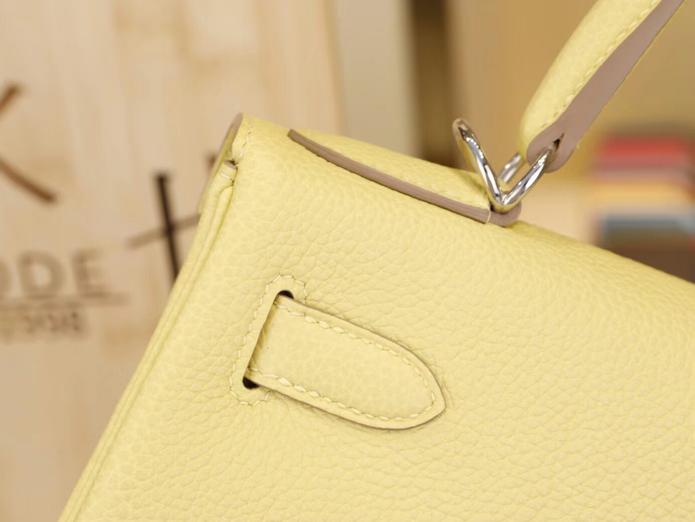 爱马仕凯莉包 Hermes Kelly28CM 1Z小鸡黄Togo牛皮 银扣