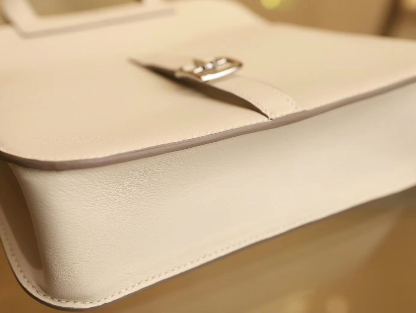 水也名品 Hermes Halzan22CM 奶昔白Swift牛皮手提单肩斜挎女包 银扣