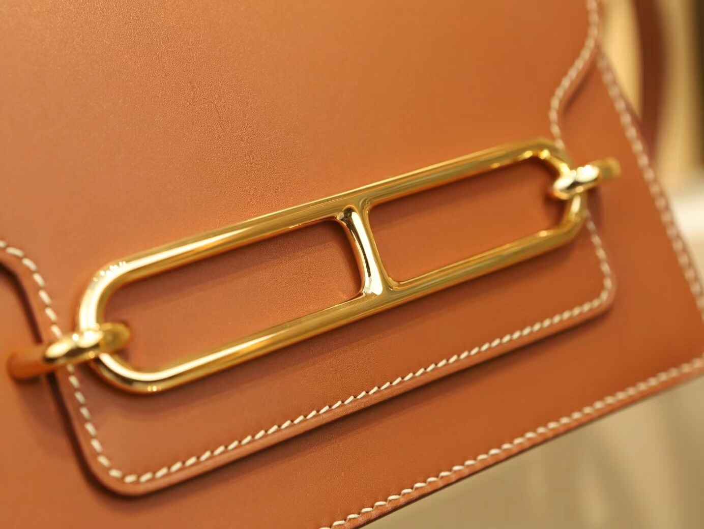 Hermes Roulis18CM 爱马仕CK21沙滩金Vache自然牛皮猪鼻子包 金扣