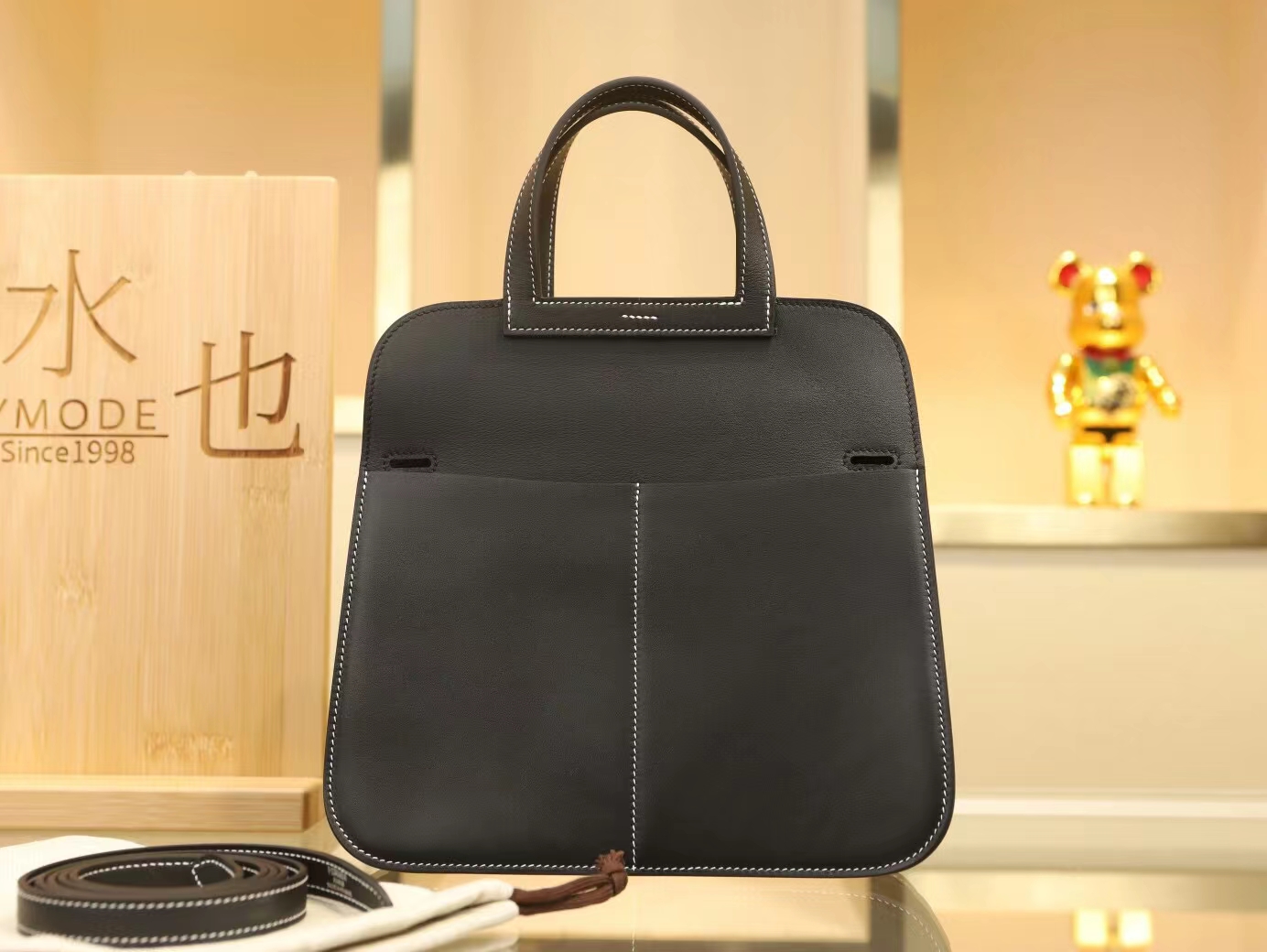 爱马仕包包定制 Hermes Halzan25CM 黑色Swift牛皮白线手提女包
