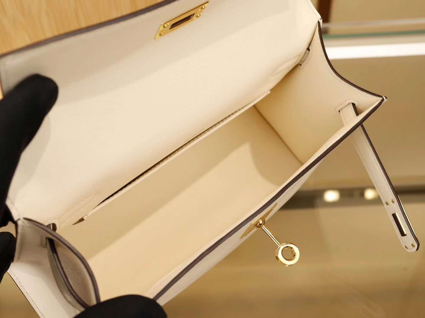 Hermes Mini Kelly 1代 爱马仕I2奶油白Nata Swift牛皮迷你凯莉包 金扣