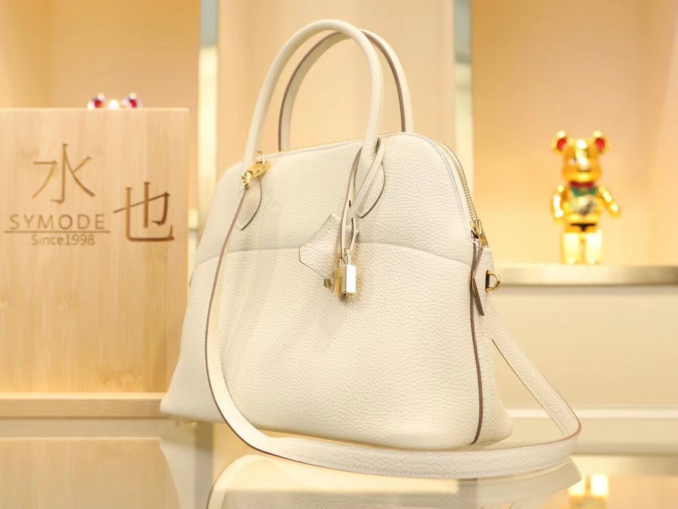 爱马仕女包批发 Hermes bolide 31CM TC牛皮奶昔白CC10保龄包 金扣