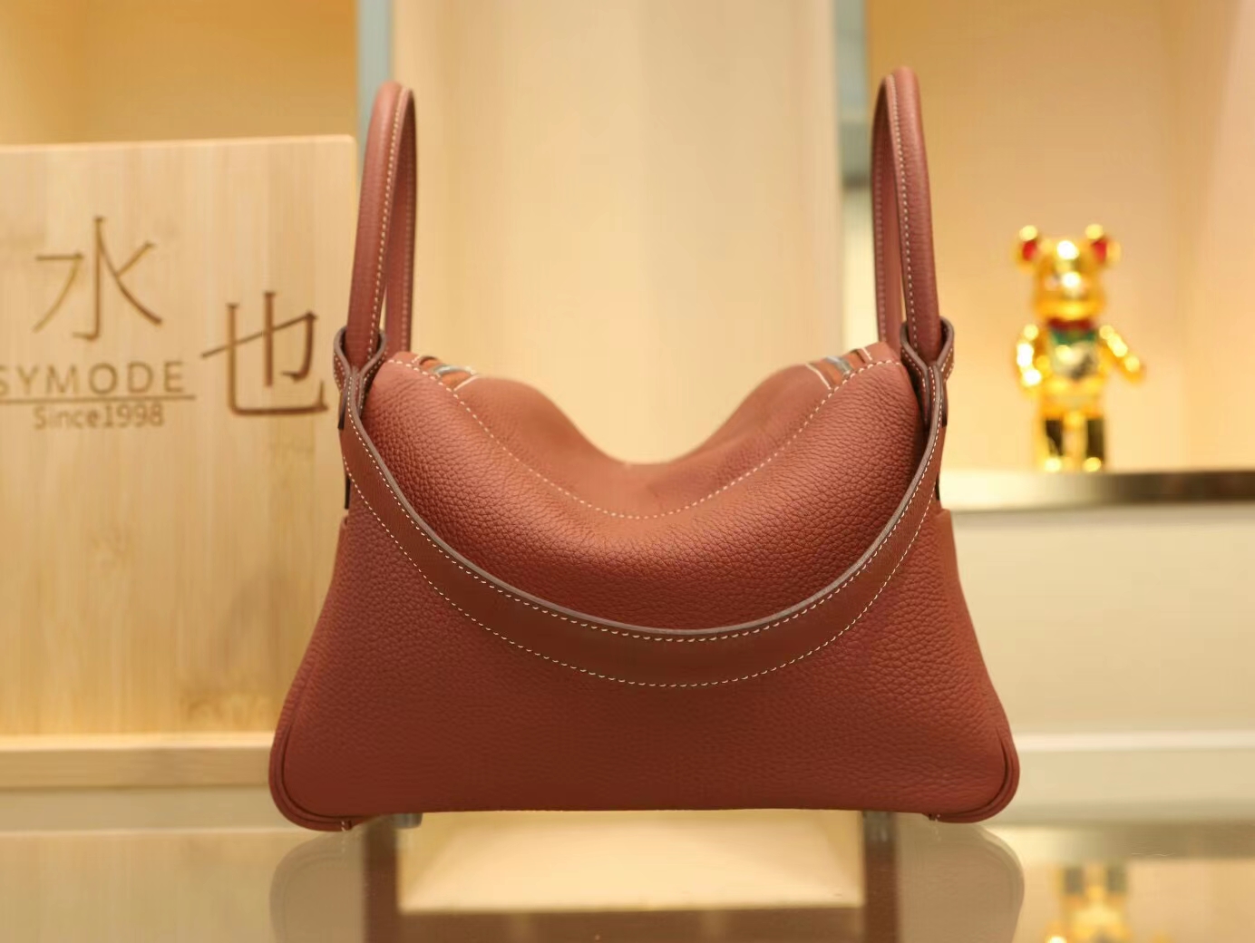 Symode爱马仕女包 Hermes Lindy26CM 4E枫叶棕TC牛皮琳迪包 银扣/金扣